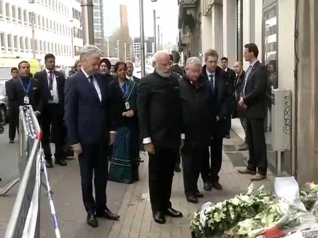 PM Modi Pays Tribute At Brussels Terror Site