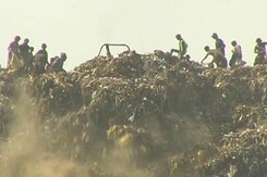 Smouldering Mountains Of Garbage Poison Delhi's Air, Water Smouldering Mountains Of Garbage Poison Delhi's Air, Water