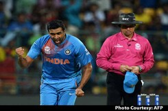 India vs West Indies - Our Spinners Struggle When There is Dew: Dhoni India vs West Indies - Our Spinners Struggle When There is Dew: Dhoni