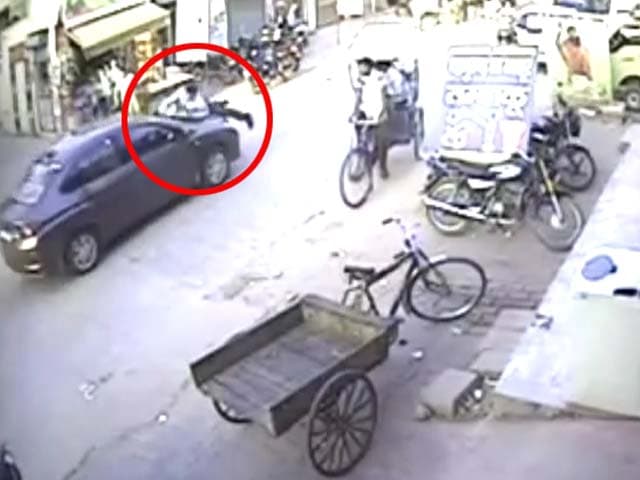 Video : On Camera, Man Dragged By Driver After Fight On Gurgaon Road