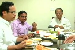 Yoga Keeps Me Fit, Says Tarun Gogoi, Stung By PM Modi's '90 Year' Jibe Yoga Keeps Me Fit, Says Tarun Gogoi, Stung By PM Modi's '90 Year' Jibe