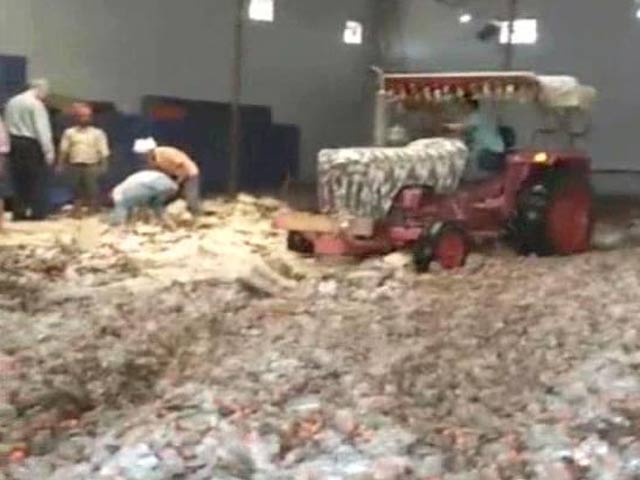 Liquor Bottles Crushed, Last Minute Discounts Before Bihar Ban