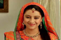 Balika Vadhu Actress 'Commits Suicide', Boyfriend Questioned Balika Vadhu Actress 'Commits Suicide', Boyfriend Questioned