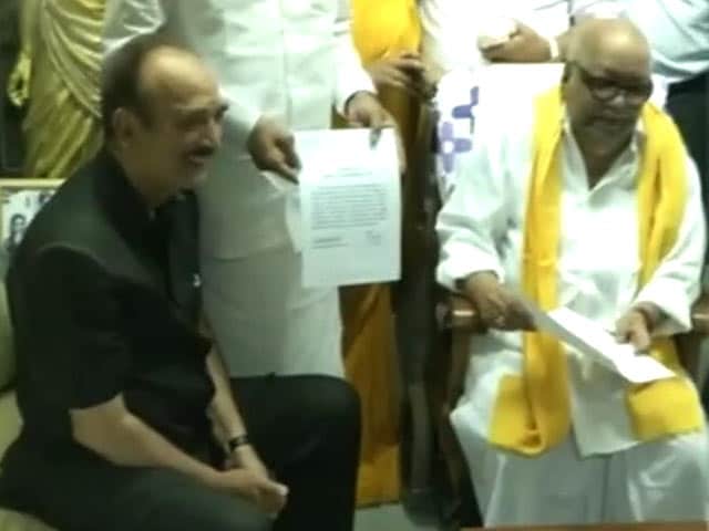 Video : Tamil Nadu Polls: Congress Settles For 22 Less Seats After Talks With DMK