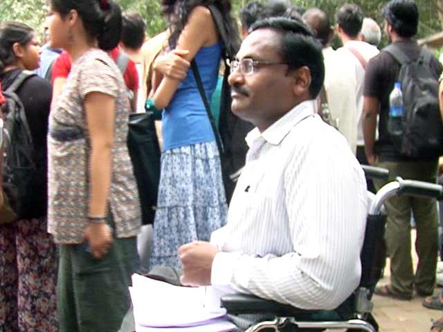 देशद्रोह के आरोप में गिरफ्तार प्रो. साइबाबा को सुप्रीम कोर्ट ने दी जमानत