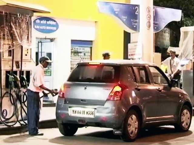 पेट्रोल 2.19/लीटर और डीजल 98 पैसे हुआ महंगा