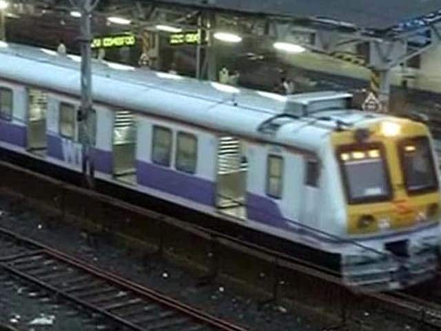 Video : Mumbai Gets Its First-Ever AC Local