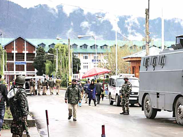 Videos : श्रीनगर NIT में हालात धीरे-धीरे हो रहे हैं सामान्य