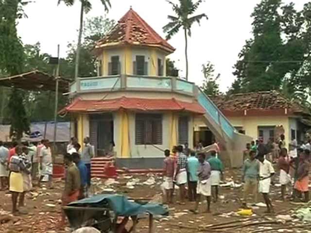 Choppers To Airlift Injured In Kerala Temple Fire, Says Oommen Chandy