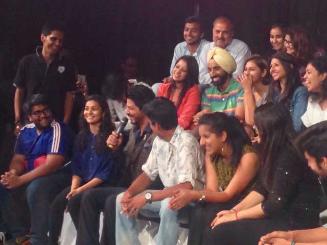 SRK On Boxers Vs Briefs