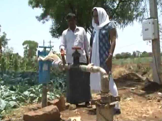 Video : Telangana Farmers Sink Deeper In Debt After Digging Borewells