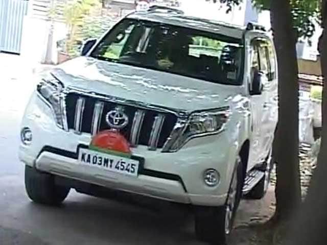 Video : BJP's Yeddyurappa Returns His 1 Crore SUV Ride For 'Proposed Drought Tour'