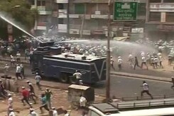 इंडिया 9 बजे : मेहसाणा में हिंसा के बाद कर्फ्यू इंडिया 9 बजे : मेहसाणा में हिंसा के बाद कर्फ्यू