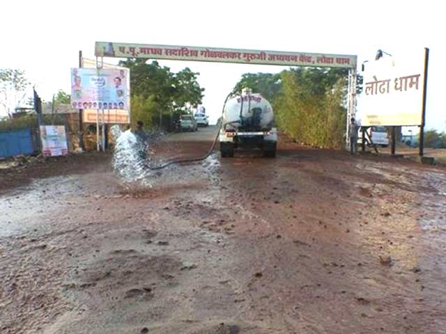 एक तरफ सूखे की मार, दूसरी तरफ मंत्रियों पर पानी की बरबादी