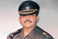 Case Against Malegaon Accused Lt Col Purohit Collapsing? Witnesses Backtrack Case Against Malegaon Accused Lt Col Purohit Collapsing? Witnesses Backtrack