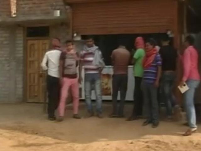 Prohibition Marches In Bihar, Liquor Shops Mushroom At Border