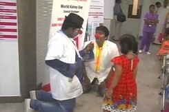 In Chennai Hospitals, Clowns Are Now Bringing Cheer To Patients In Chennai Hospitals, Clowns Are Now Bringing Cheer To Patients