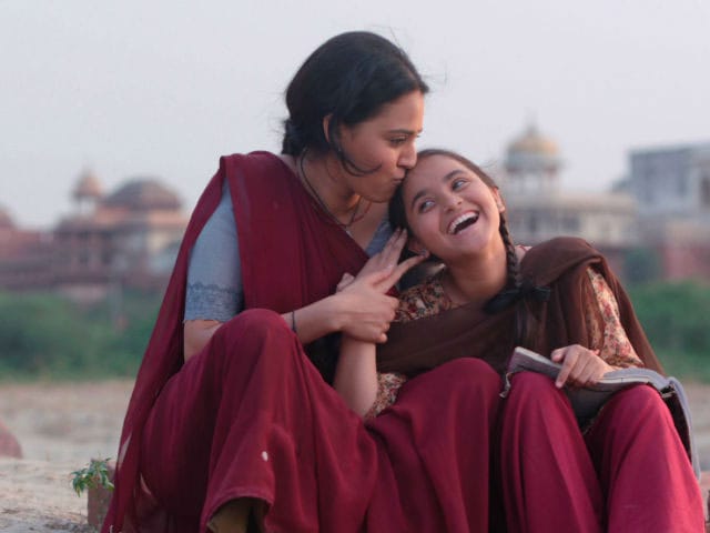 Videos : फिल्म रिव्यू : जाने कैसी स्वारा भास्कर की 'निल बटे सन्नाटा'...