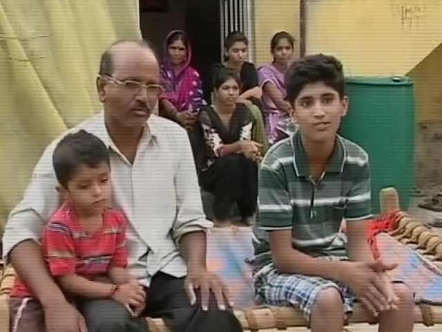 Video : In Drought-Hit Latur, Son Stops A Farmer From Suicide