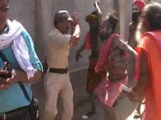 Video : At Simhastha Kumbh Mela, Sadhus Attack Police During Clash