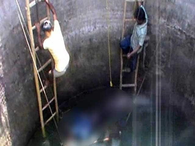Video : No Water In 700-Foot Borewell, Man Commits Suicide