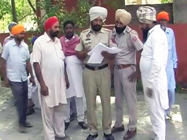 पंजाब : दो किसानों ने की आत्महत्या