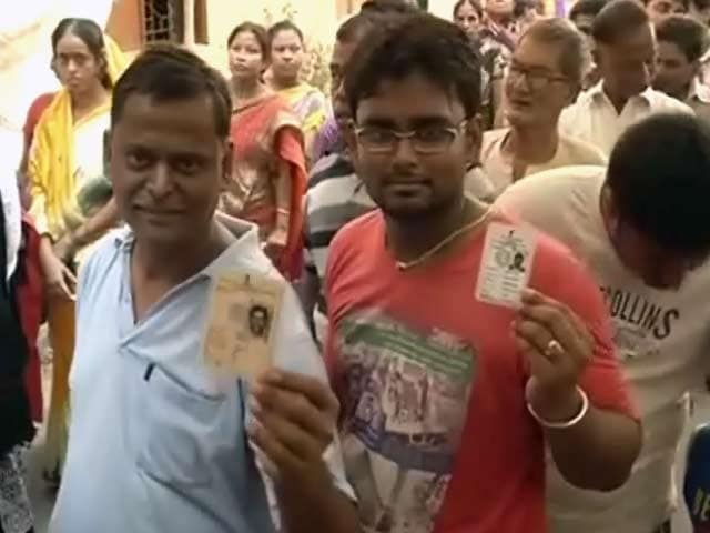 Videos : पश्चिम बंगाल विधानसभा चुनाव : पाचंवे चरण का मतदान आज जारी
