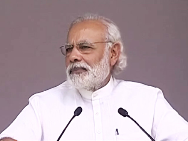 पीएम ने लॉन्च की उज्ज्वला योजना; बोले- जिन्होंने गैस सब्सिडी छोड़ी, उन्हें नमन