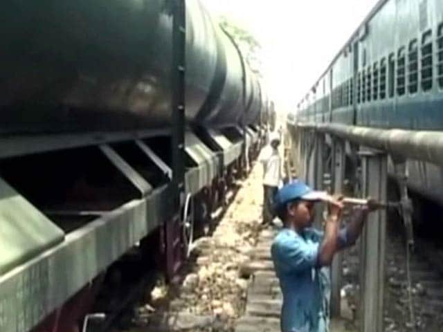 Video : Akhilesh Yadav 'Arrogant' For Refusing Water Train: Uma Bharti