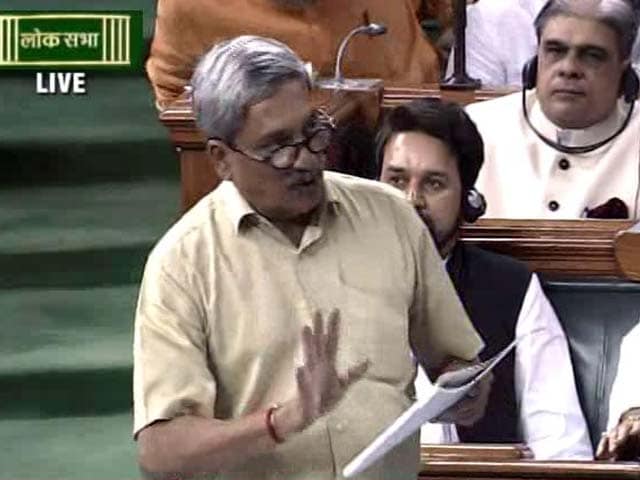 Video : On Agusta, Defence Minister Slams Congress, Which Talks Of '<i>Sherni</i>' Sonia