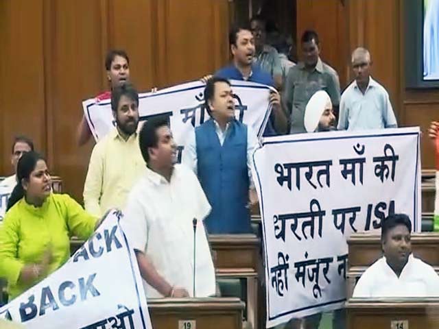 खतरे में 21 आप विधायकों की सदस्यता, चुनाव आयोग को देंगे जवाब