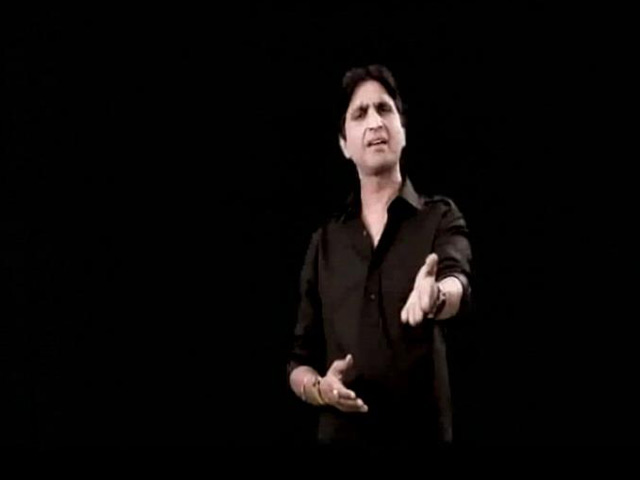 Kumar Vishwas Does AAP A Solid, Delivers Viral Song For Punjab Campaign