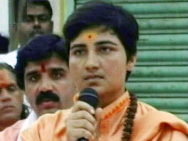 मालेगांव मामले में साध्वी प्रज्ञा समेत 6 लोगों को मिली क्लिन चिट