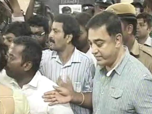 Superstar Kamal Haasan Casts His Vote for Tamil Nadu's Assembly Polls