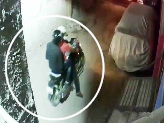 Video : सुपारी देकर करवाई गई थी एनडीएमसी के लीगल एडवाइजर की हत्या