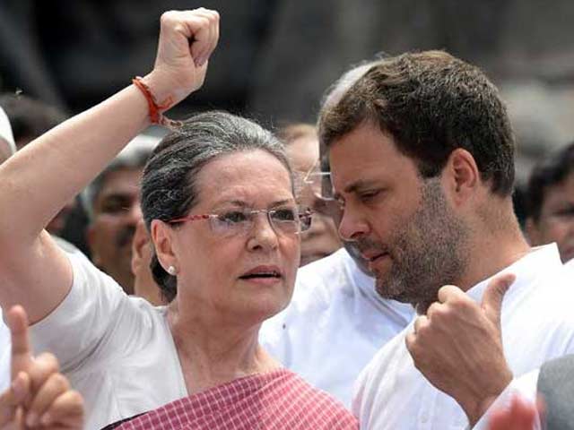 In Congress Collapse, The Usual Response: Gandhis Not To Blame