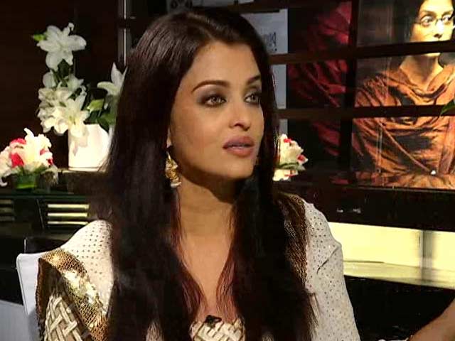 Video : Aishwarya's 'Divine Connect' with <i>Sarbjit</i>
