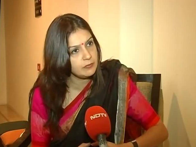 'Rape Threat' To Priyanka Chaturvedi Sparks Debate On Social Media Abuses
