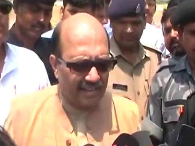 This is How Amar Singh Reacted To Azam Khan's Criticism Of Him