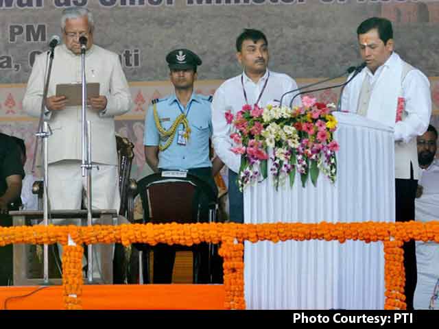 Sarbananda Sonowal Takes Oath As Assam's Chief Minister
