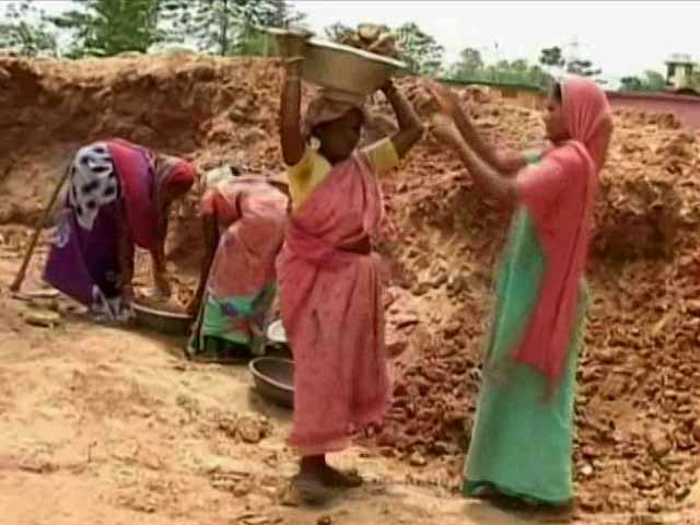 UPA's Job Scheme MNREGA Better Under Its Rule, Says Modi Government