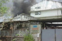 5 Dead, Over 100 Injured In Blast At Factory In Dombivli Near Mumbai 5 Dead, Over 100 Injured In Blast At Factory In Dombivli Near Mumbai