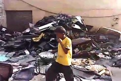 कार चोर गिरोह का पर्दाफाश, करावल नगर में पकड़ी गई फैक्टरी कार चोर गिरोह का पर्दाफाश, करावल नगर में पकड़ी गई फैक्टरी