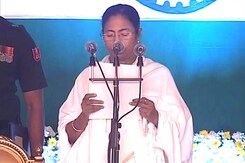 ममता बनर्जी दूसरी बार बनीं पश्चिम बंगाल की मुख्यमंत्री ममता बनर्जी दूसरी बार बनीं पश्चिम बंगाल की मुख्यमंत्री