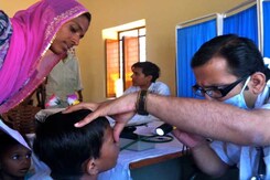 प्राइम टाइम इंट्रो : डॉक्टरों की कमी कैसे दूर होगी? प्राइम टाइम इंट्रो : डॉक्टरों की कमी कैसे दूर होगी?