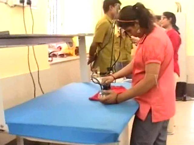 A Kolkata Laundry Helps People With Special Needs Find Employment