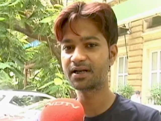 दाऊद-खड़से फोन कॉल्स मामले में हैकर मनीष भांगले ने मांगी सुरक्षा