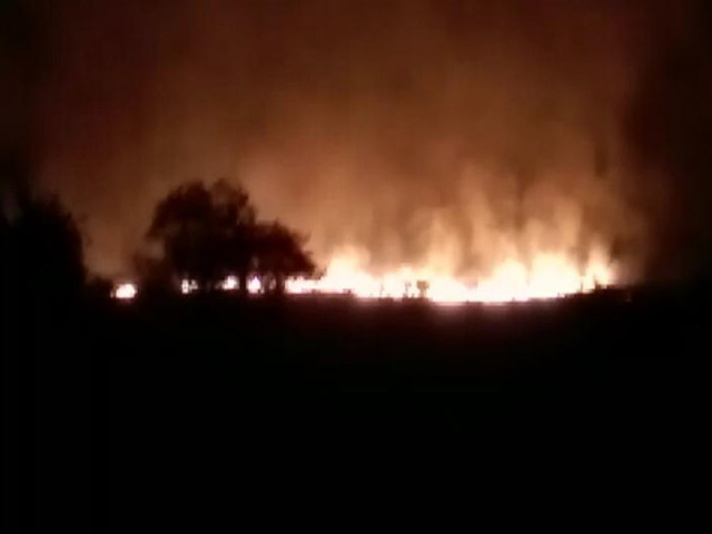 महाराष्ट्र के वर्धा जिले के पुलगांव में हथियार डिपो में आग