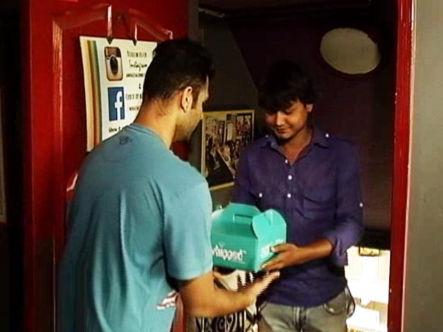 How To Outsource Tasks With Your Smartphone!