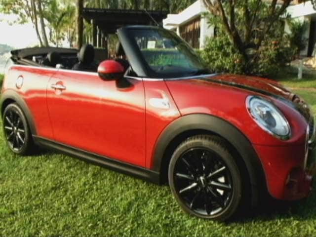 MINI Cooper Convertible Price in India, Images, Mileage, Features ...